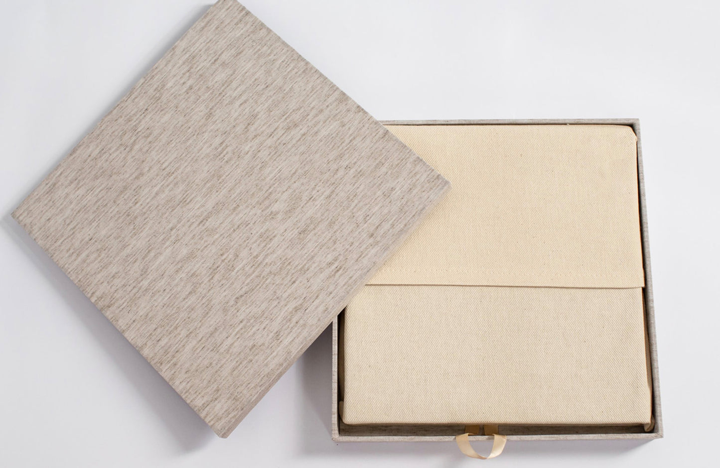 Standard Linen Album Box With Embossing