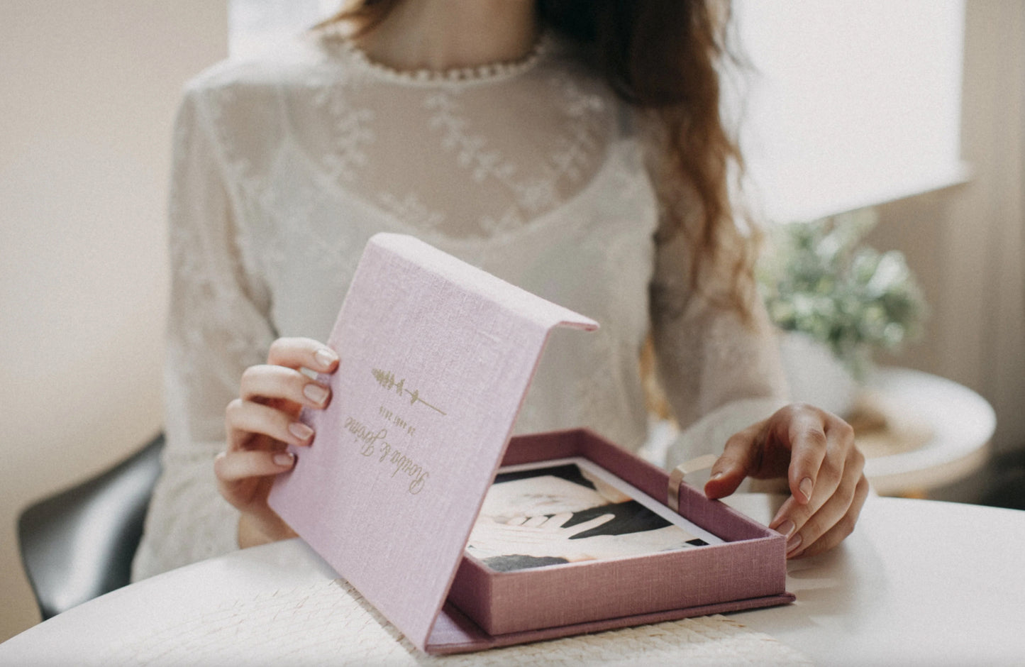 Clamshell Print Box + EMBOSSING